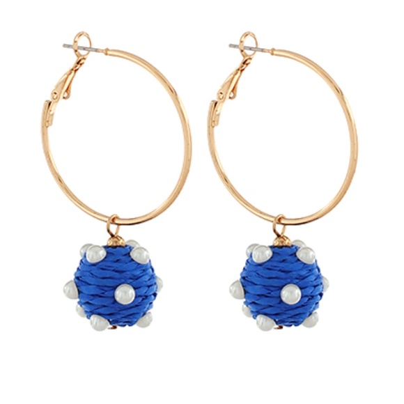Ring & Wrapped Raffia Ball w/Pearl Earrings